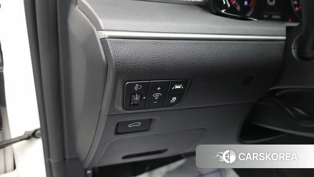 Kia K5 3rd generation 2022 Белый из Кореи, фото 5