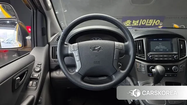 Hyundai The New Grand Starex 2021 Желтый из Кореи, фото 5