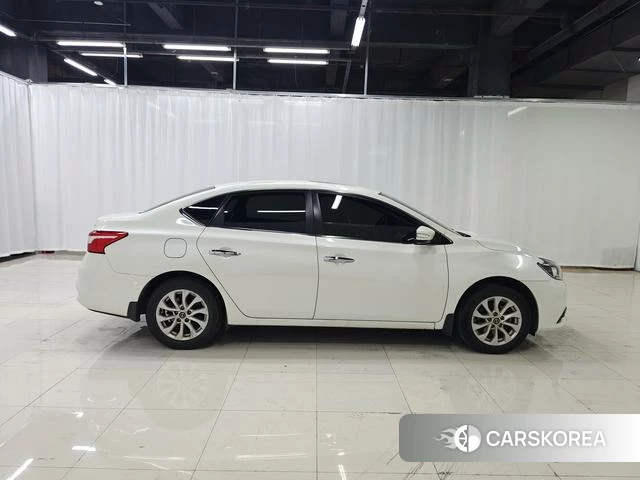 Nissan Xuan Yi 2019 Белый из Китая, фото 5