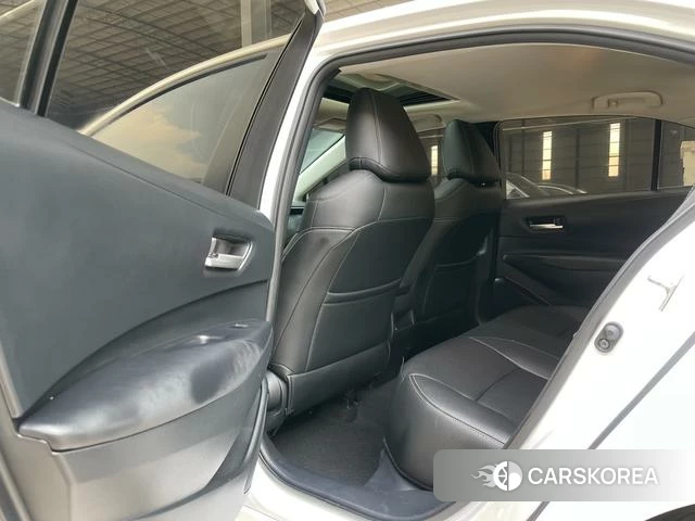 Toyota Corolla 2023 Белый из Китая, фото 5
