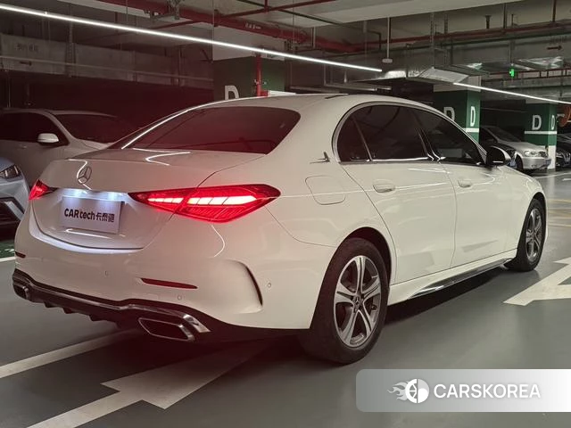 Mercedes-Benz Class C 2022 Белый из Китая, фото 5