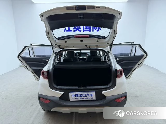 Kia Yi Ran 2022 Белый из Китая, фото 5