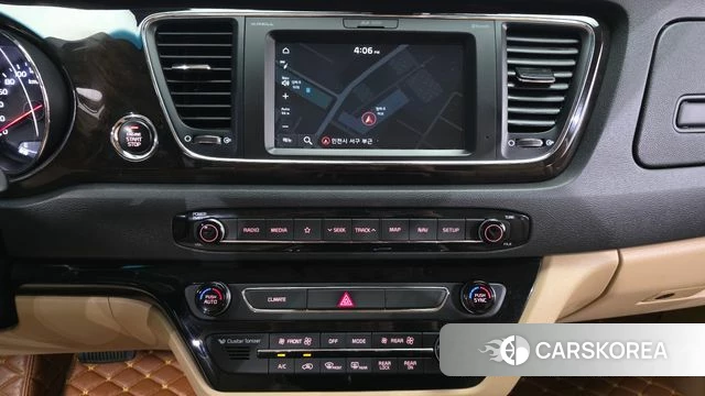 Kia The New Carnival 2018 Белый из Кореи, фото 5