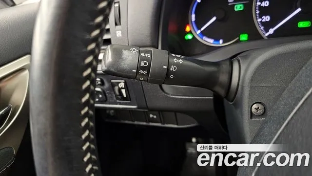 Lexus CT200h 2018 Белый из Кореи, фото 5