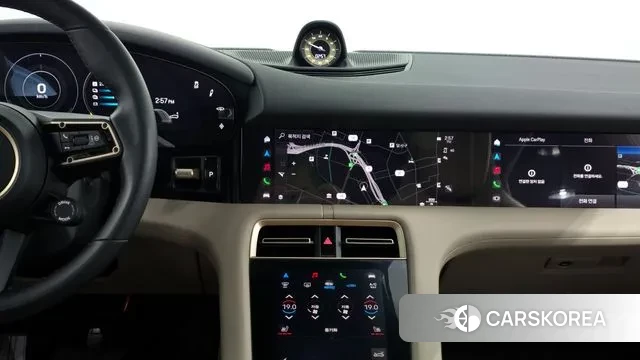 Porsche Taycan 2021 Небесно-голубой из Кореи, фото 5