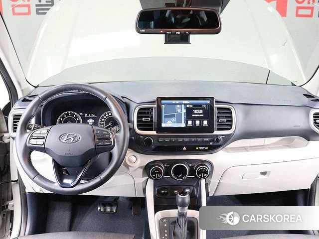 Hyundai Venue 2020 Серебристо-серый из Кореи, фото 5