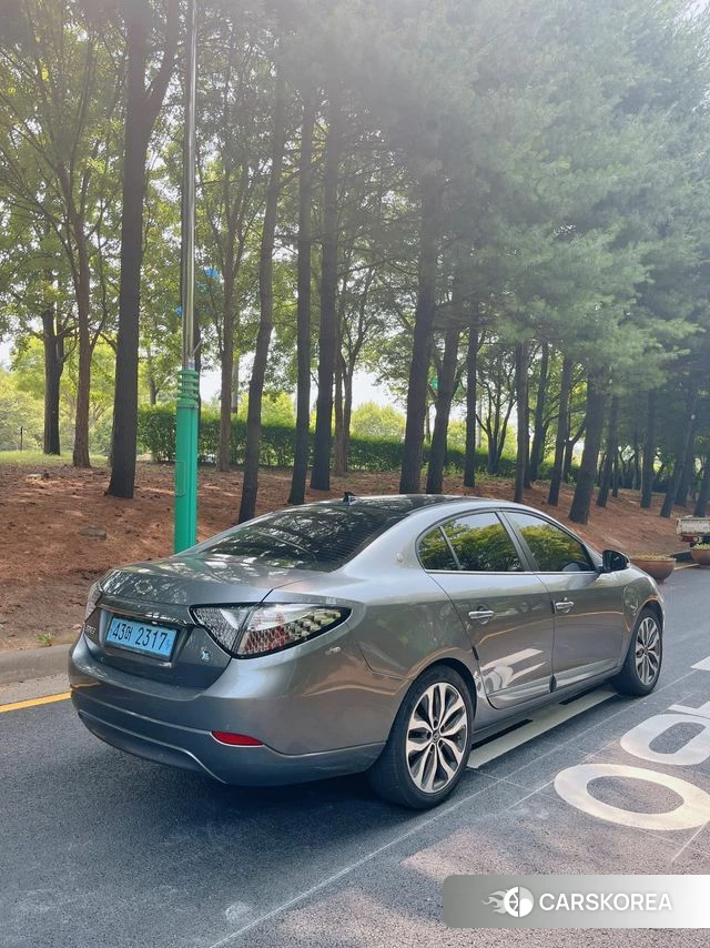 Renault Korea (Samsung) SM3 Z.E. 2020 Серебристо-серый из Кореи, фото 5