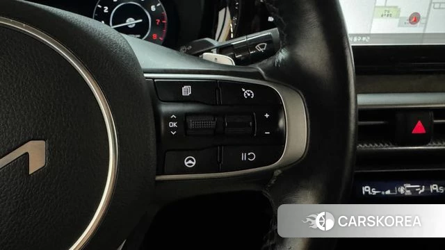 Kia K5 3rd generation 2023 Черный из Кореи, фото 5
