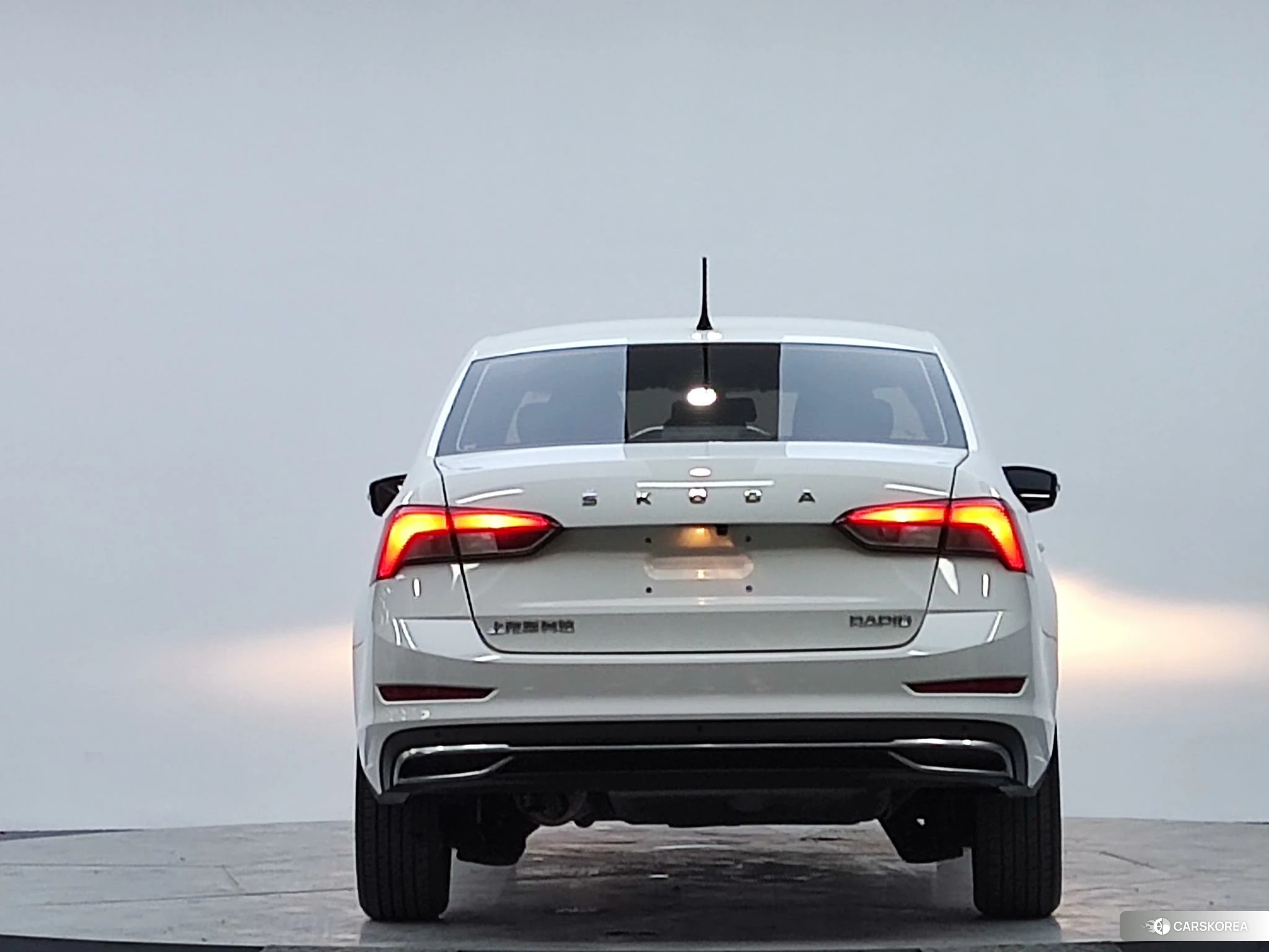 Skoda Xin Rui 2022 Белый из Китая, фото 5