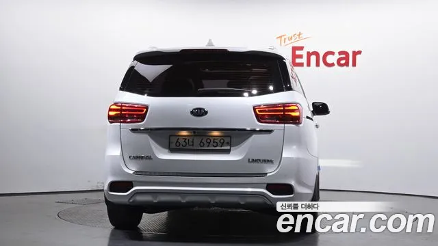 Kia The New Carnival 2018 Белый из Кореи, фото 5
