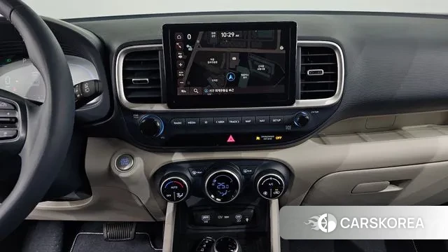 Hyundai Venue 2023 Белый из Кореи, фото 5