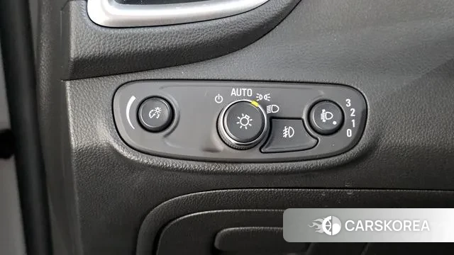 Chevrolet (GM Daewoo) The New Trax 2018 Белый из Кореи, фото 5