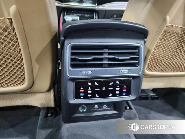 Audi Q7 (4M) 2023 Черный из Кореи, фото 5