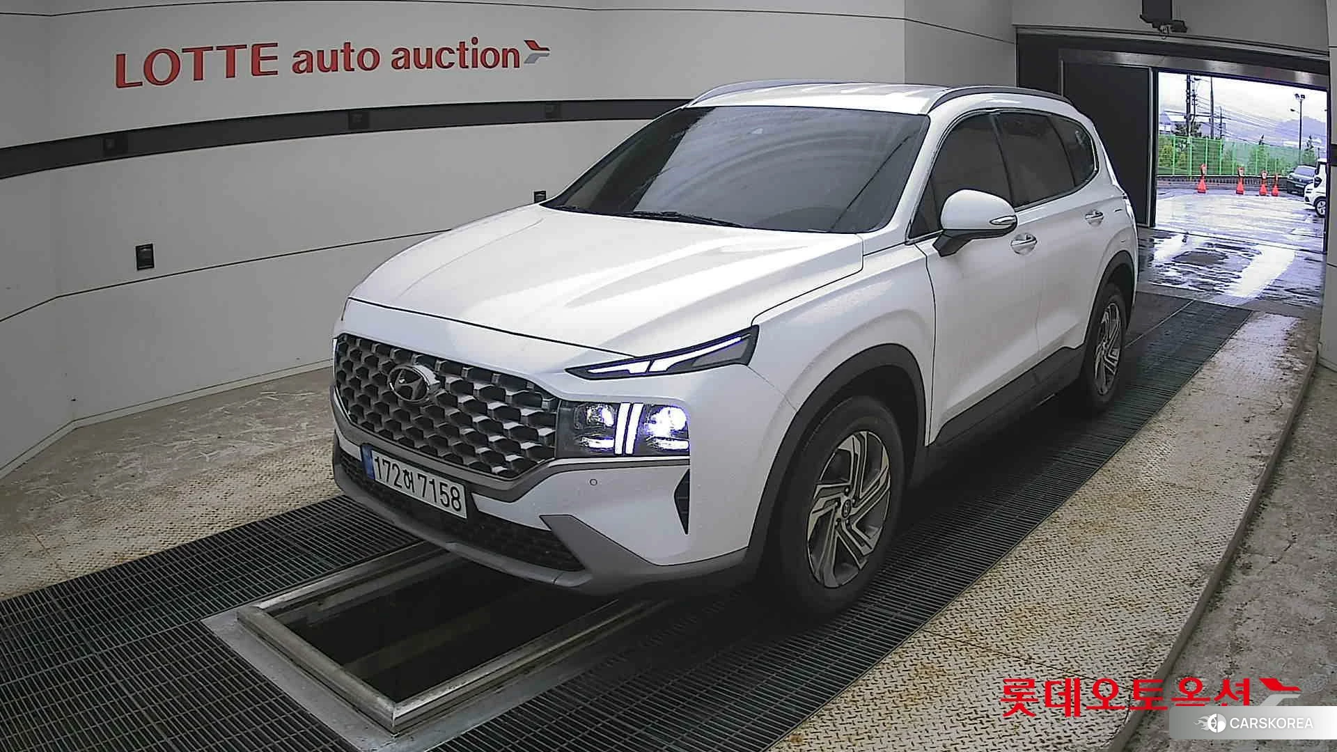 Hyundai Santa Fe 2023 Creamy White Pearl (optional) из Кореи, фото 5