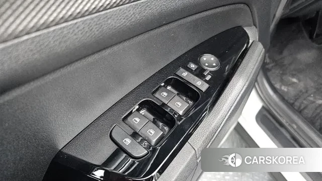 Kia Sportage 5th Generation 2022 Белый из Кореи, фото 5