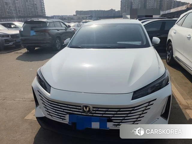 Chang'an Yidong 2026 Белый из Китая, фото 5