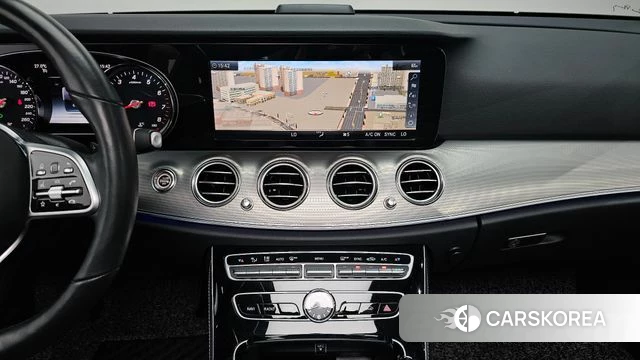 Mercedes-Benz E-Class W213 2018 Белый из Кореи, фото 5
