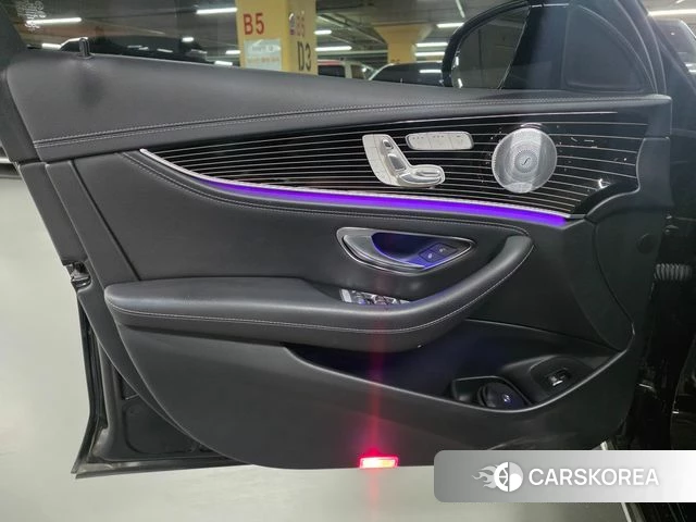 Mercedes-Benz E-Class W213 2020 Черный из Кореи, фото 5