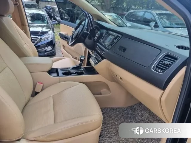 Kia The New Carnival 2018 Черный из Кореи, фото 5