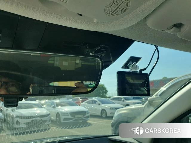 Kia Di Ol Nu Niro 2023 Светло-зеленый из Кореи, фото 5