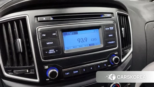 Hyundai The New Grand Starex 2019 Серебристо-серый из Кореи, фото 5