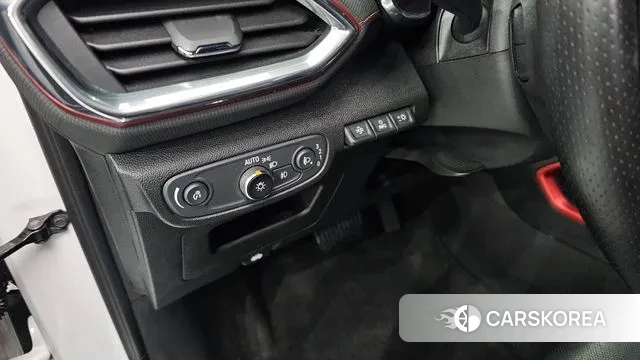 Chevrolet (GM Daewoo) Trailblazer 2020 Белый из Кореи, фото 5