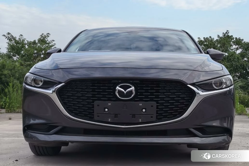 Mazda 3 Angkesaila 2023 Темно-серый из Китая, фото 5