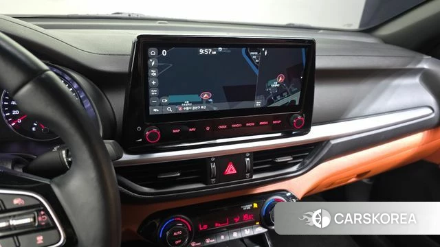 Kia The New K3 2nd generation 2021 Белый из Кореи, фото 5