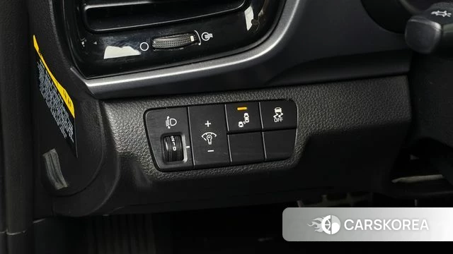 Kia Stonic 2018 Черный из Кореи, фото 5