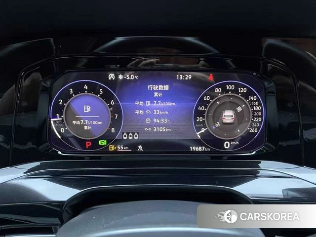 Volkswagen Golf 2024 Белый из Китая, фото 5