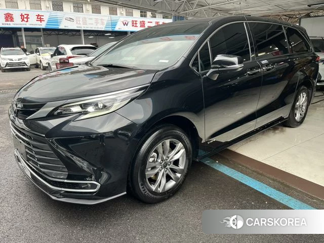 Toyota Saina 2024 Черный из Китая, фото 5