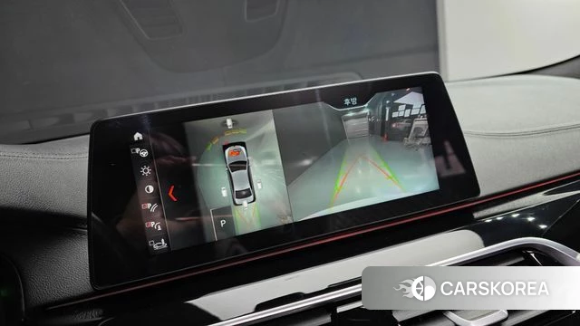 BMW 5 Series (G30) 2018 Белый из Кореи, фото 5