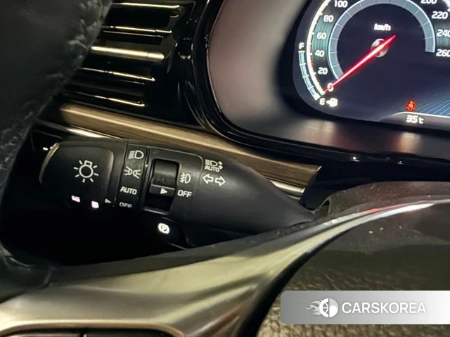 Kia Mohave Master 2022 Серебристо-серый из Кореи, фото 5