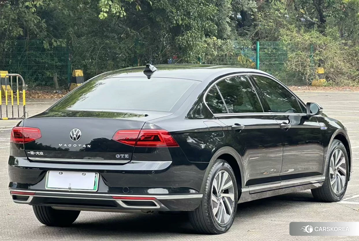 Volkswagen Magotan PHEV 2021 Черный из Китая, фото 5