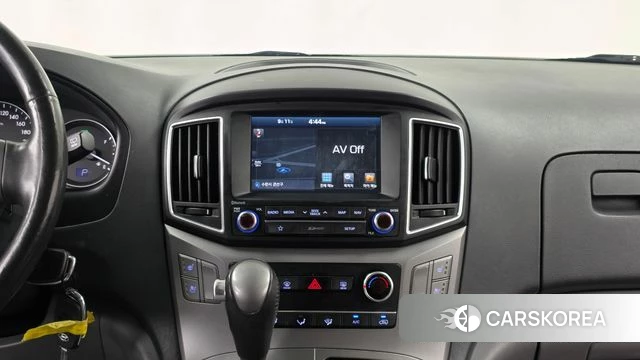 Hyundai The New Grand Starex 2018 Серебристо-серый из Кореи, фото 5