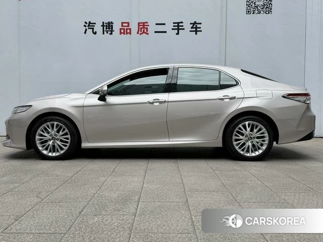 Toyota Camry 2021 Шампань из Китая, фото 5