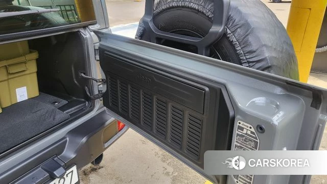 Jeep Wrangler (JL) 2023 Серый из Кореи, фото 5