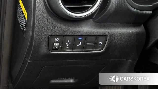 Hyundai Kona 2018 Серый из Кореи, фото 5