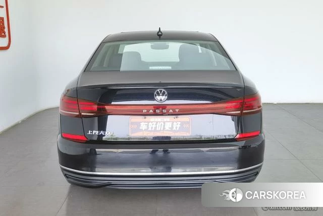 Volkswagen Passat 2025 Черный из Китая, фото 5