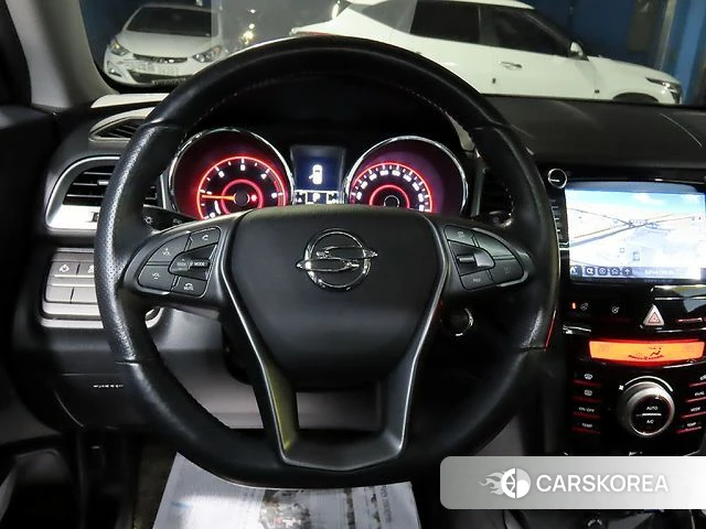 Ssangyong Tivoli Armor 2018 Белый из Кореи, фото 5