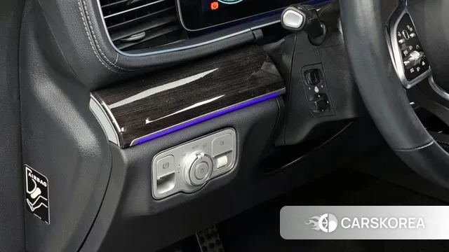 Mercedes-Benz GLE-Class W167 2023 Белый из Кореи, фото 5