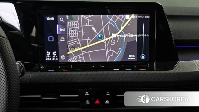 Volkswagen Golf 8th Generation 2024 Белый из Кореи, фото 5