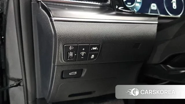 Kia K5 3rd generation 2023 Серый из Кореи, фото 5