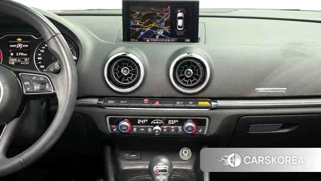 Audi New A3 2018 Белый из Кореи, фото 5