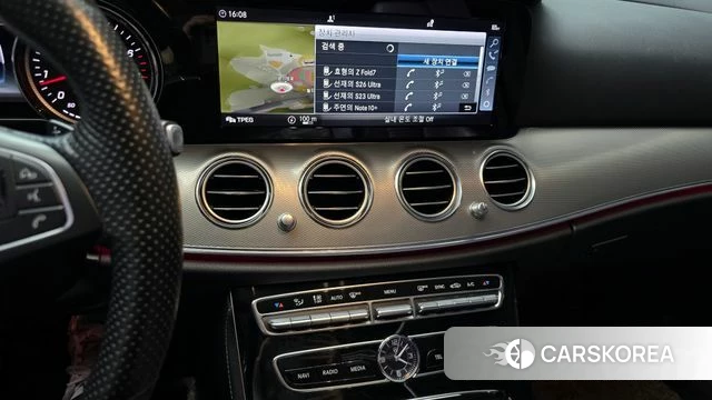 Mercedes-Benz E-Class W213 2018 Серый из Кореи, фото 5