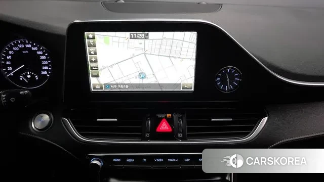 Hyundai Grandeur IG 2018 Белый из Кореи, фото 5