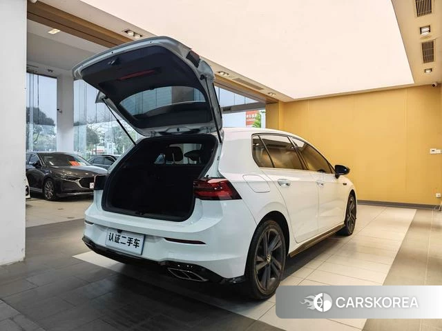 Volkswagen Golf 2021 Белый из Китая, фото 5