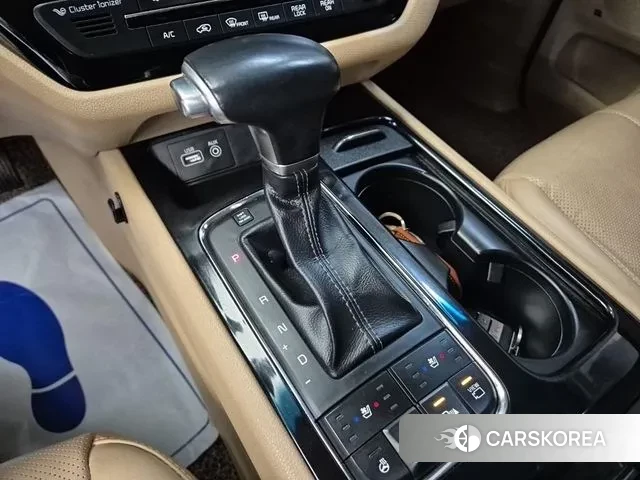 Kia All New Carnival 2018 Белый из Кореи, фото 5