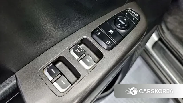 Kia Sportage The Bold 2021 Серый из Кореи, фото 5