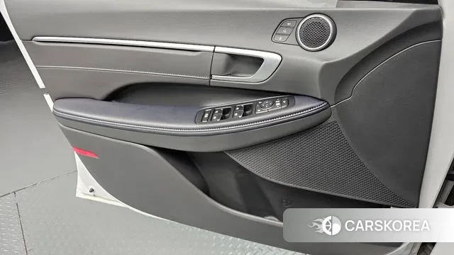 Hyundai Sonata D Edge Hybrid (DN8) 2023 Белый из Кореи, фото 5